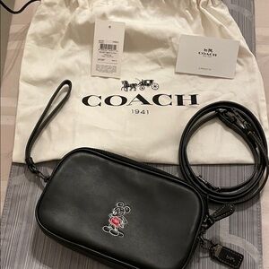 NWT Coach x Disney Black Leather crossbody clutch Bag with Mickey Mouse Design